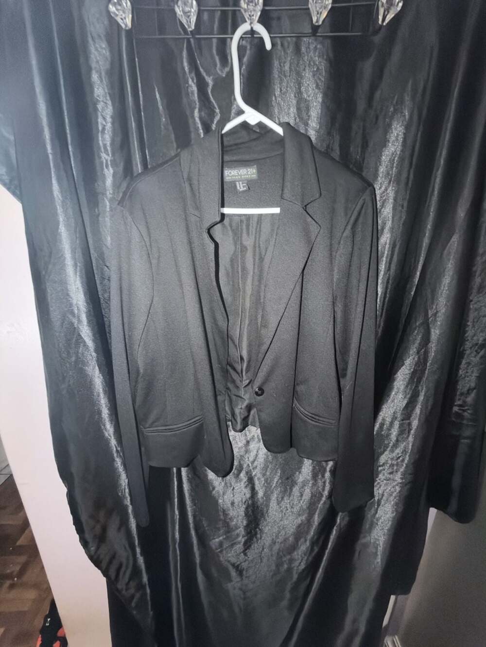 Forever 21+ Plus Size Blazer Size 3X Black Single Button Suit Jacket